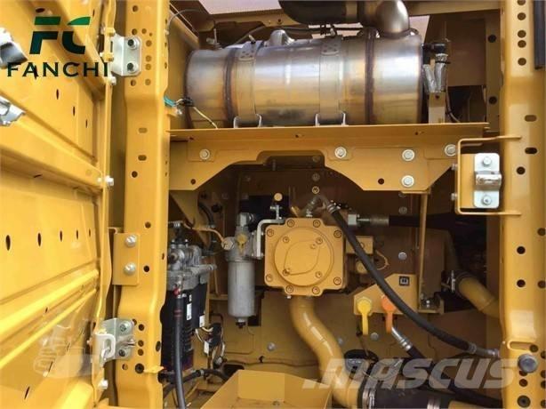 CAT cat320E Pásové rýpadlá