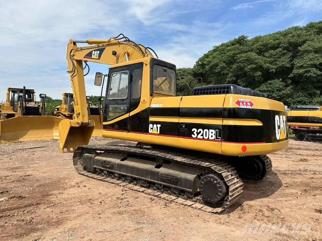 CAT 320B Pásové rýpadlá