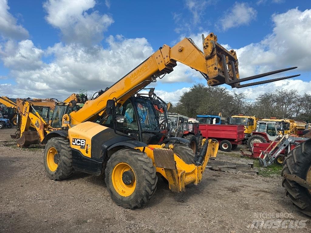 JCB 533-105 Teleskopické manipulátory