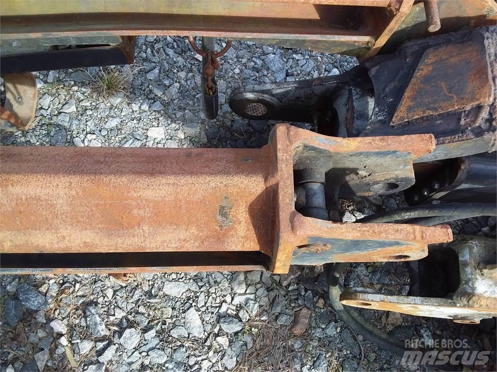 CAT 2200 Žatevné žeriavy