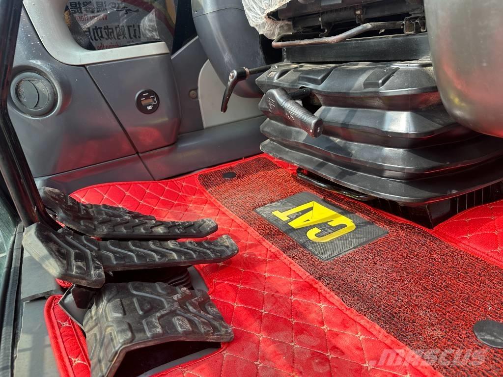 CAT 329 D L Pásové rýpadlá