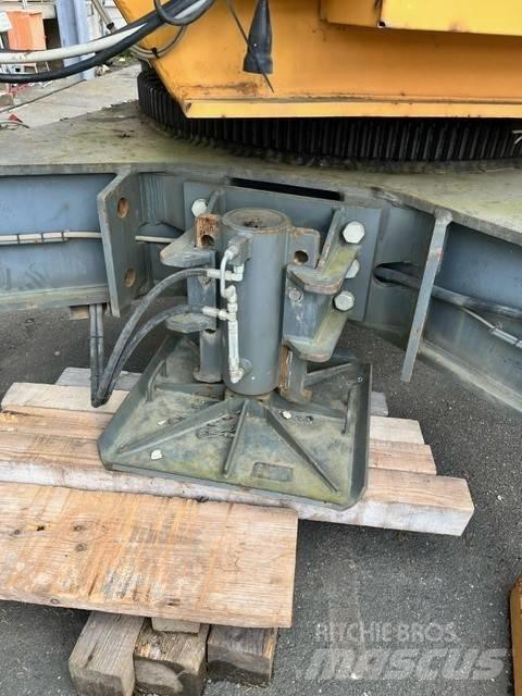 Liebherr 120K.1 Stavebné žeriavy