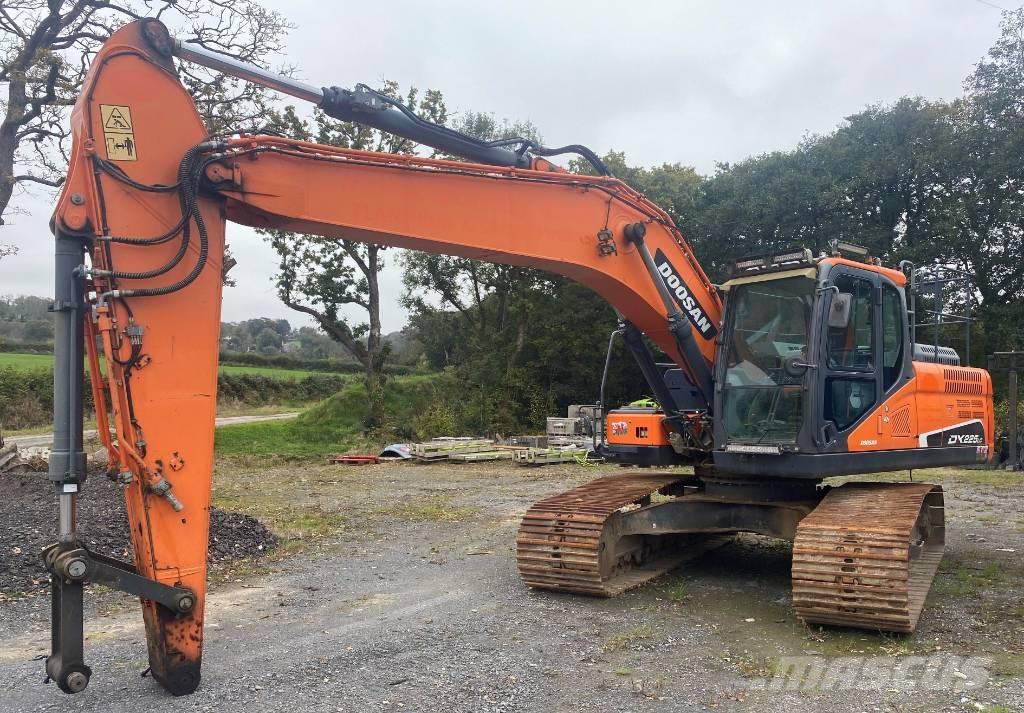 Doosan DX 225 LC Pásové rýpadlá