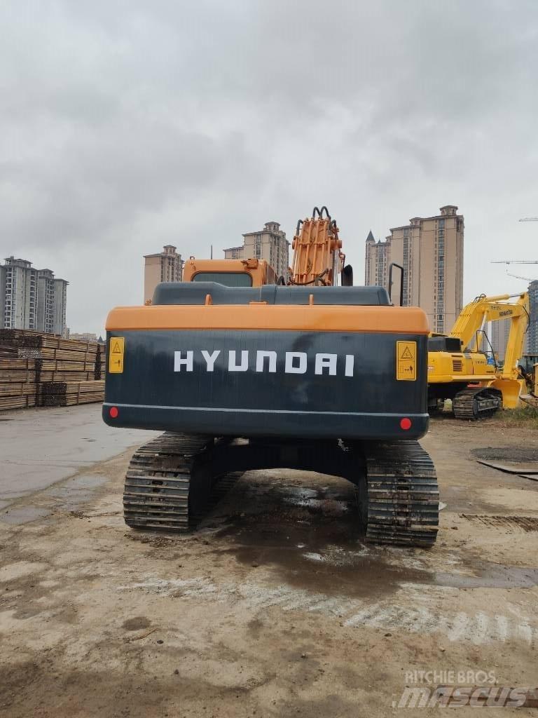 Hyundai R220LC-9S Pásové rýpadlá