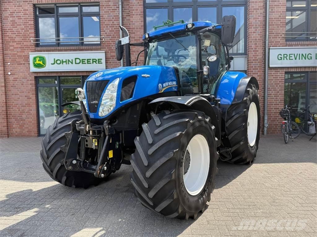 New Holland T7.220 Traktory