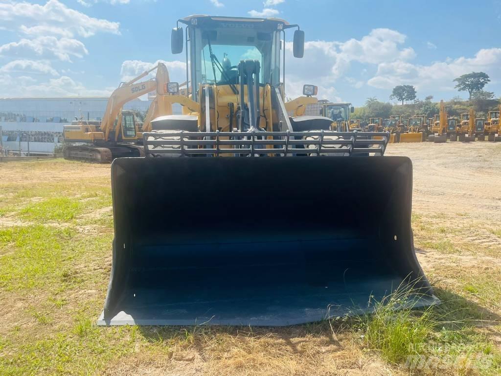 Volvo L 90 F Kolesové nakladače