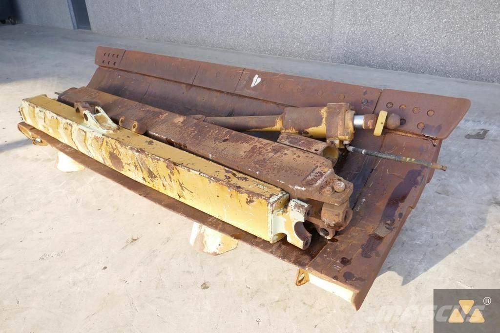 CAT D7G Blade Radlice