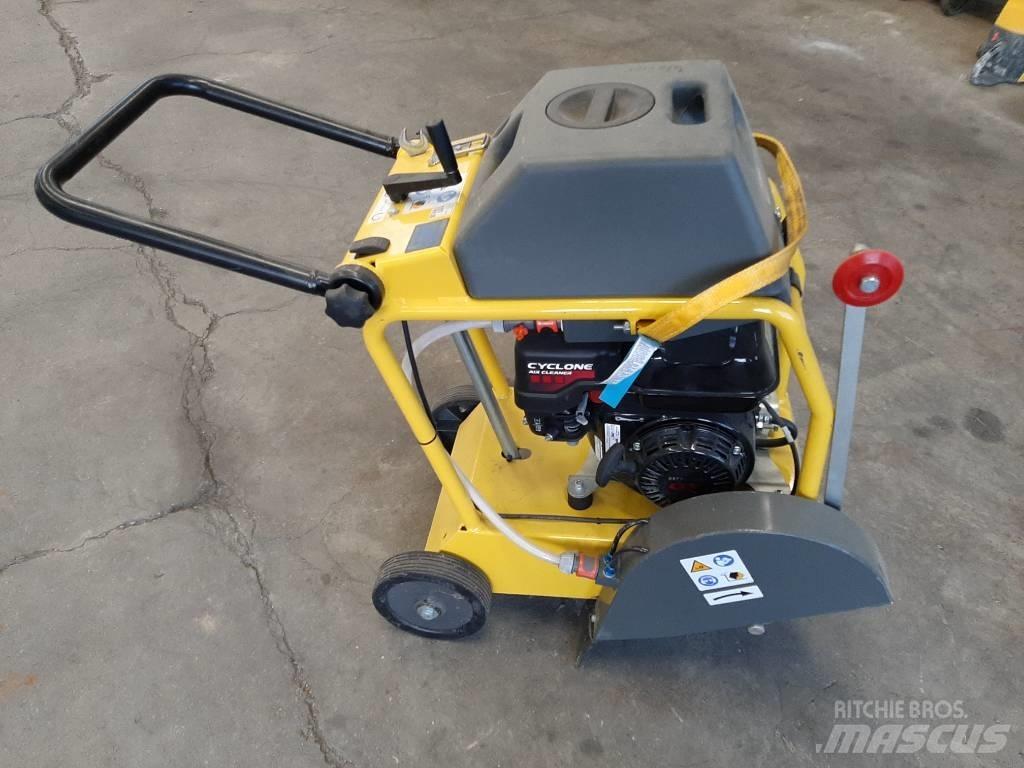 Wacker Neuson BFS735 Píly na betón a kameň