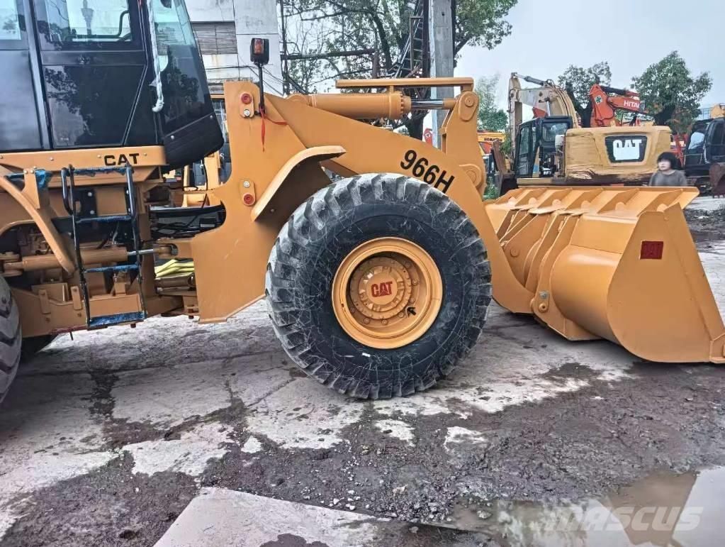CAT 966 H Kolesové nakladače