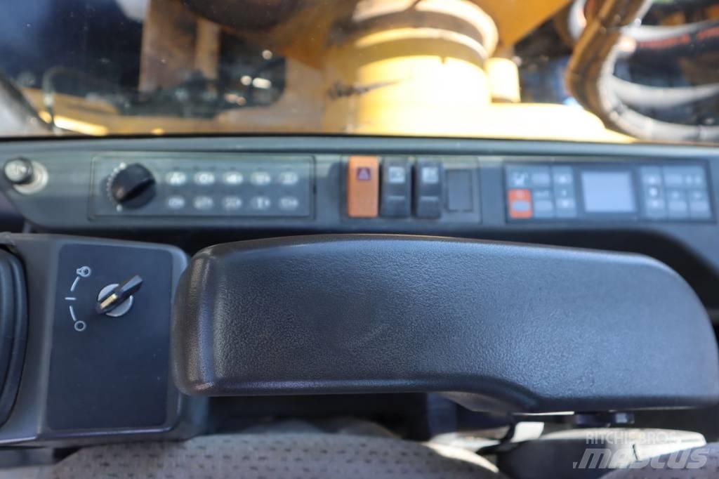 CAT M 322 D Kolesové rýpadlá