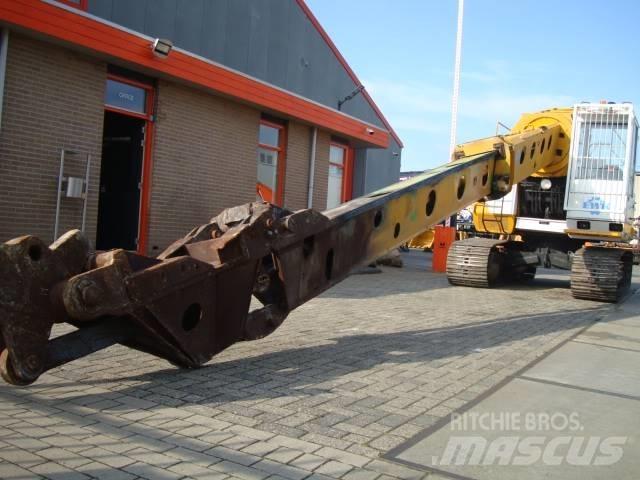 EWK TR2212LC Špeciálne bagre