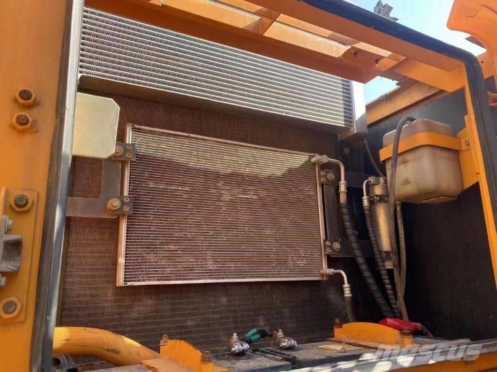 Sany 215c 305C Pásové rýpadlá