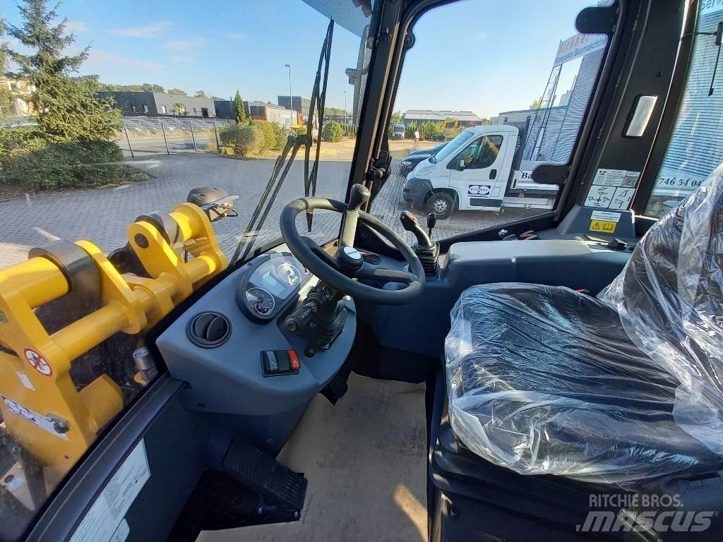 Mecalac AX 1000 Kolesové nakladače