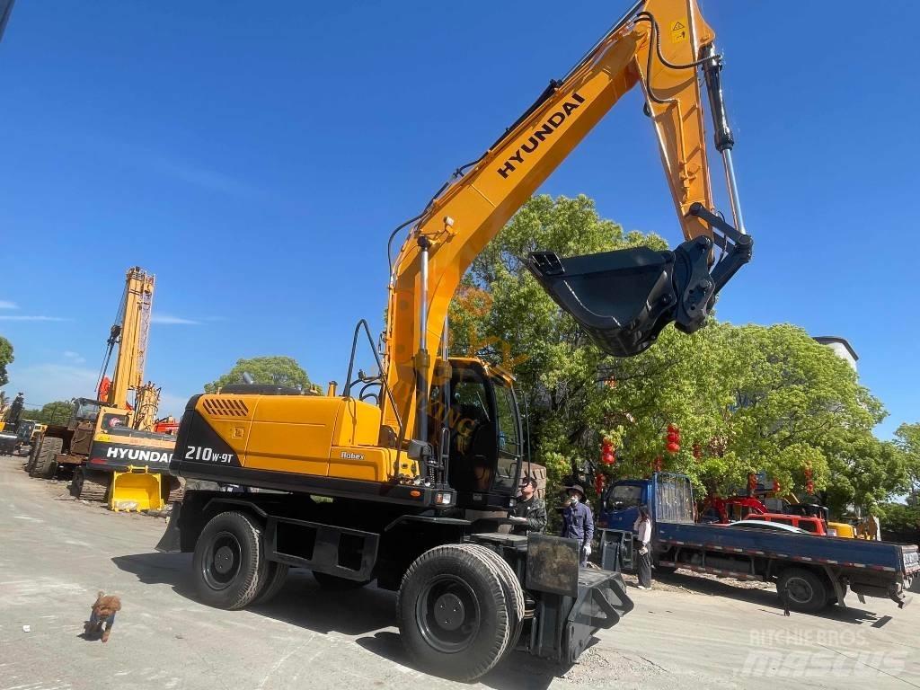 Hyundai Robex 210W-9 Kolesové rýpadlá