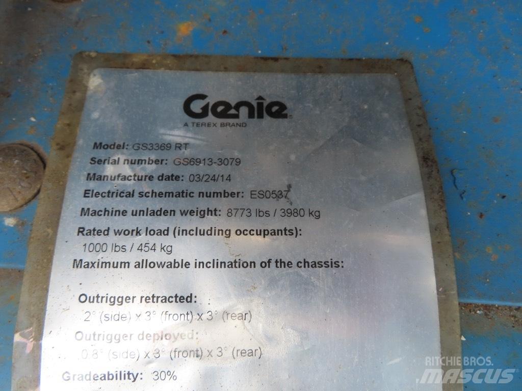 Genie GS 3268 RT Nožnicové zdvíhacie plošiny