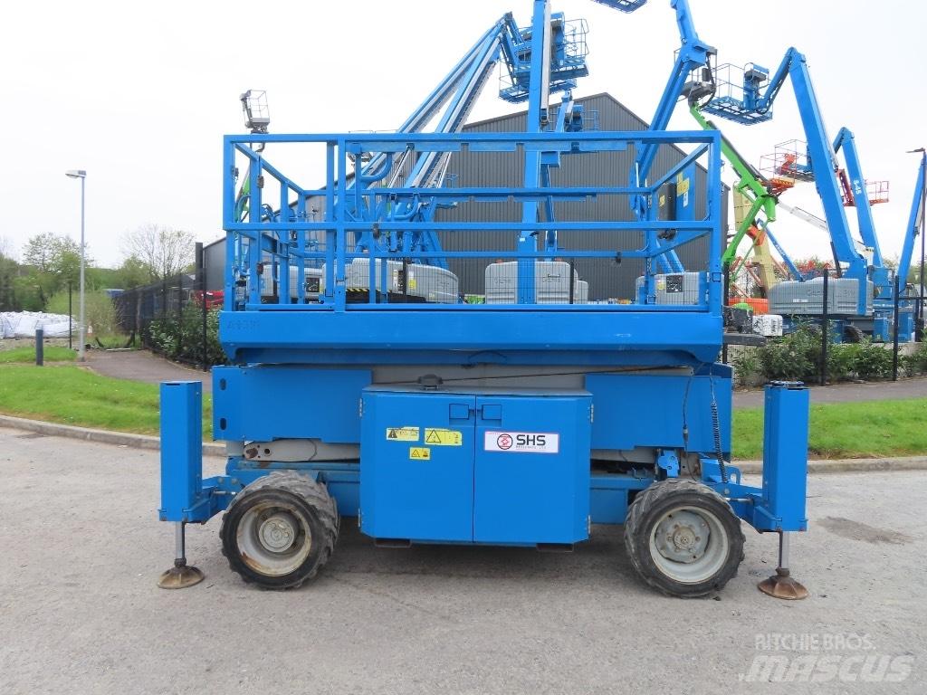 Genie GS 3268 RT Nožnicové zdvíhacie plošiny
