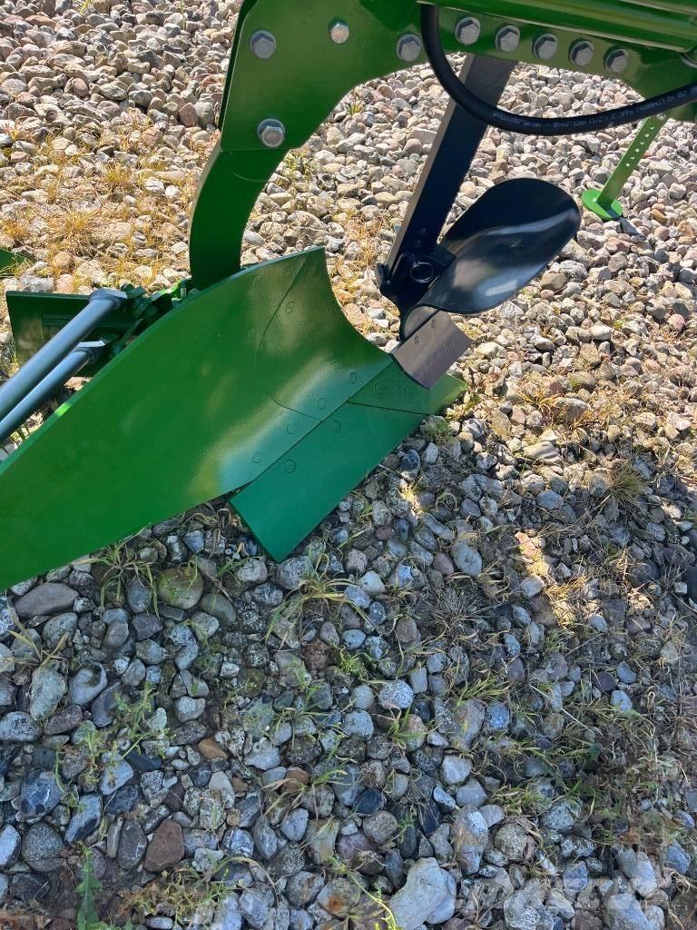 Amazone TERES Dvojstranné pluhy