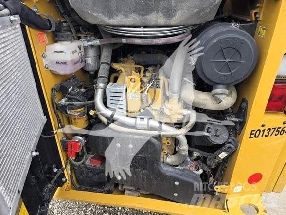 CAT 259D3 Šmykom riadené nakladače