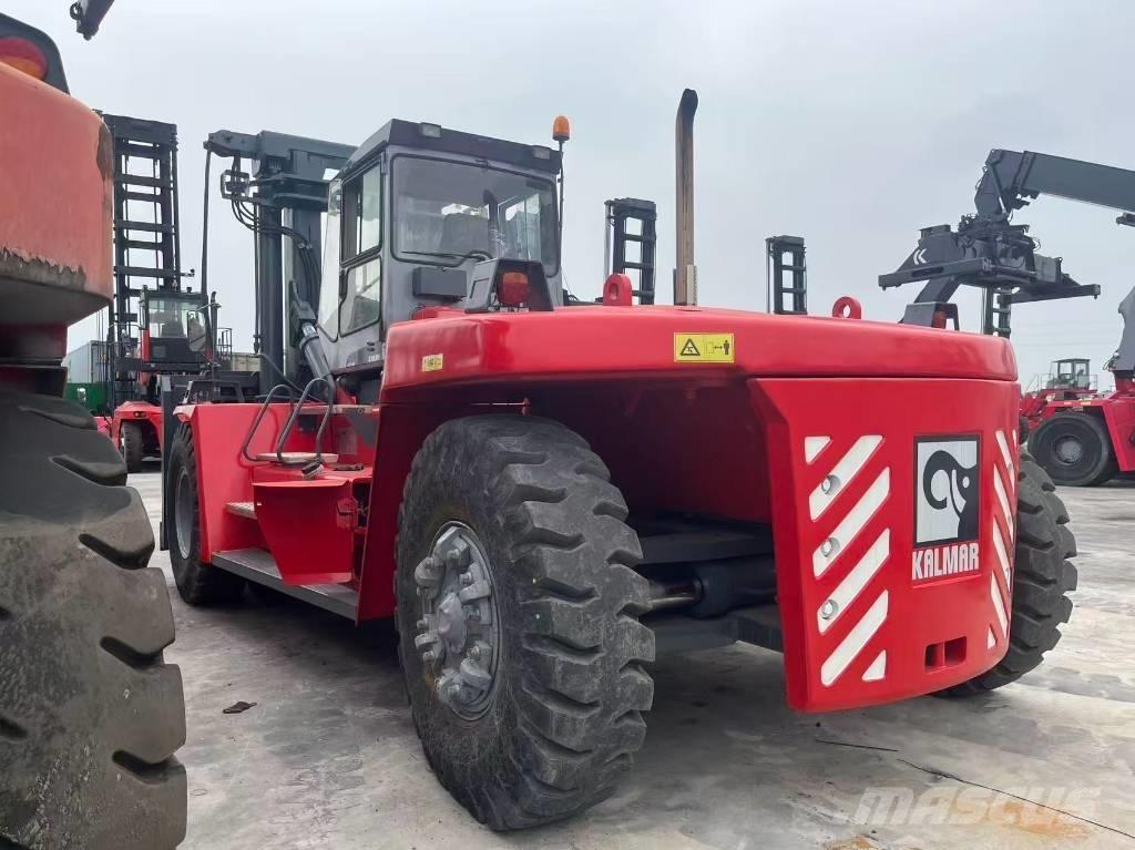 Kalmar DCF 300-12 Dieselové vozíky