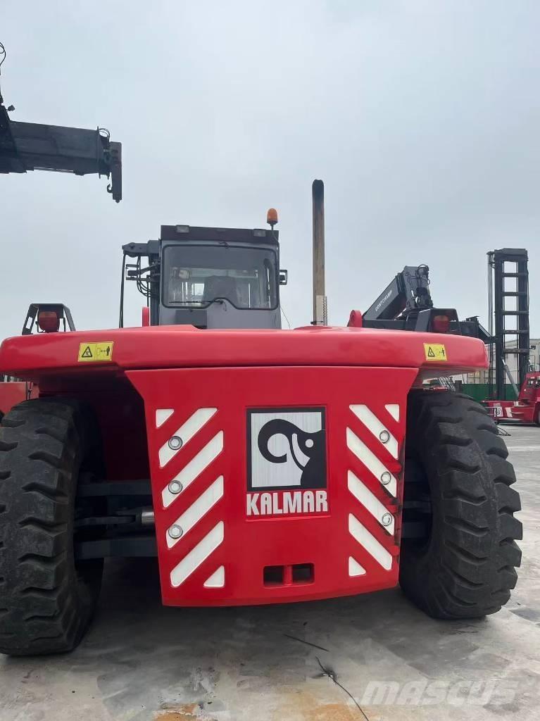 Kalmar DCF 300-12 Dieselové vozíky