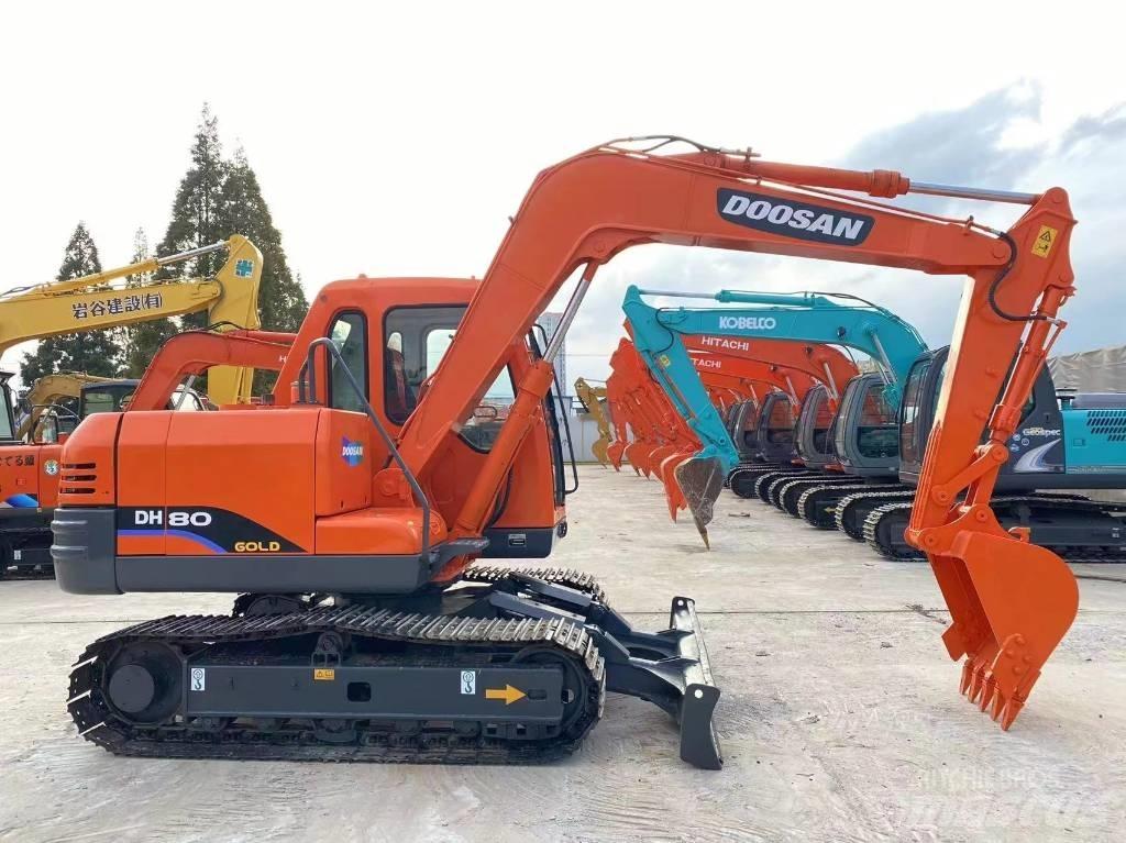 Doosan DH80 Pásové rýpadlá