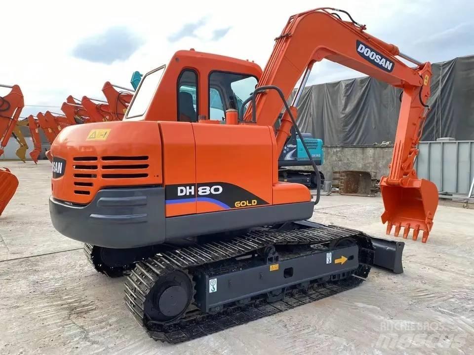Doosan DH80 Pásové rýpadlá
