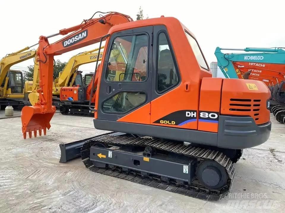 Doosan DH80 Pásové rýpadlá