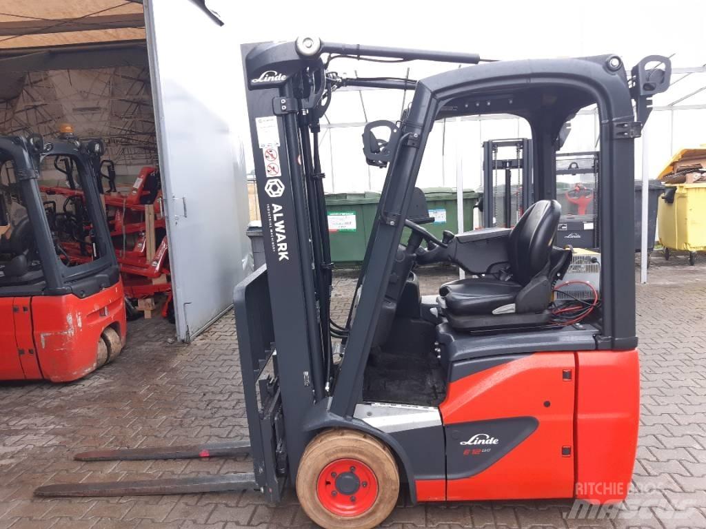 Linde E 12 Akumulátorové vozíky