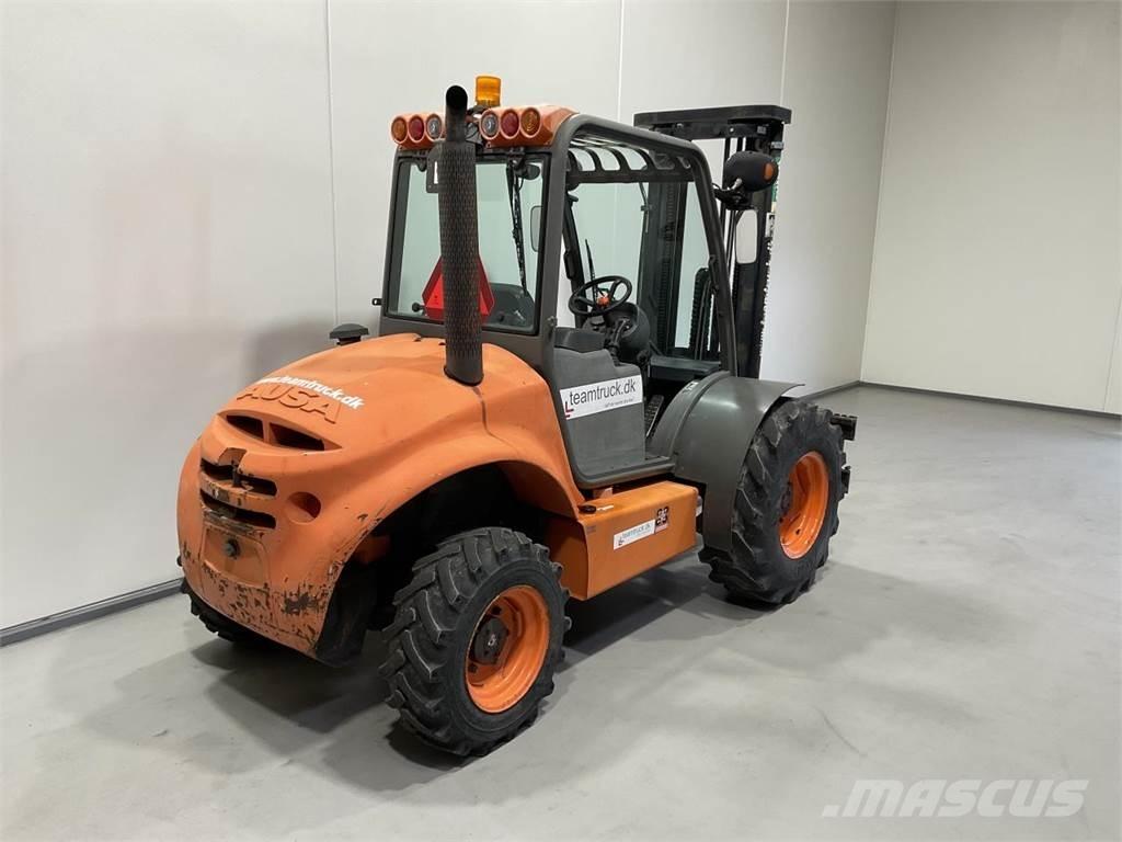 Ausa C250HX4 Terénne vysokozdvižné vozíky