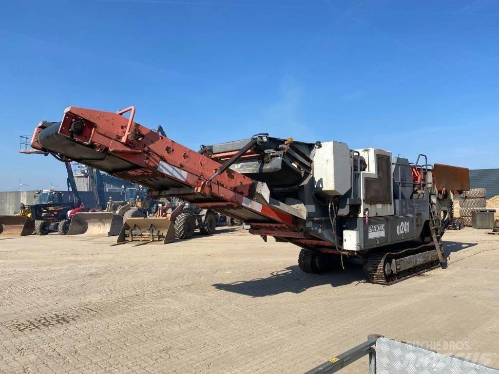 Sandvik QJ 241 Mobilné drviče