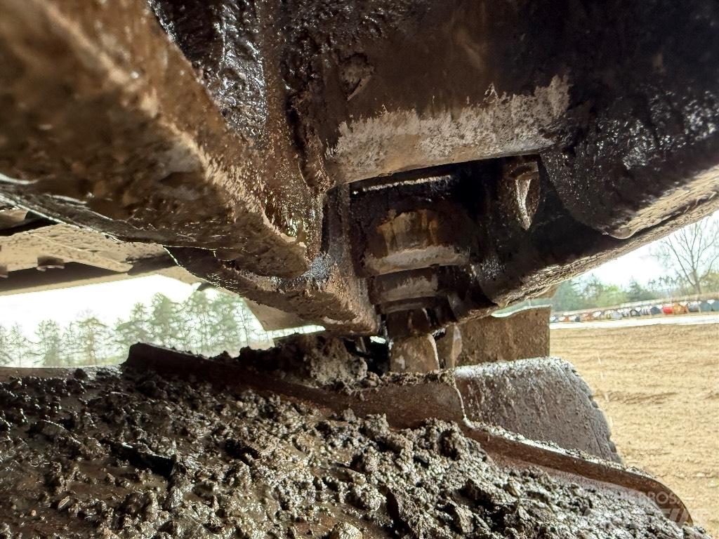 Volvo EC 160 EL Pásové rýpadlá