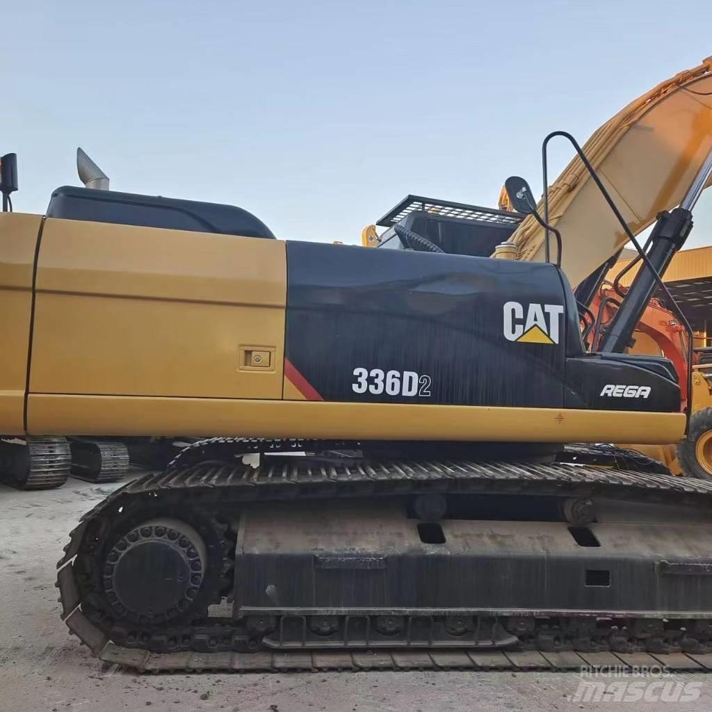 CAT 336D2 Pásové rýpadlá