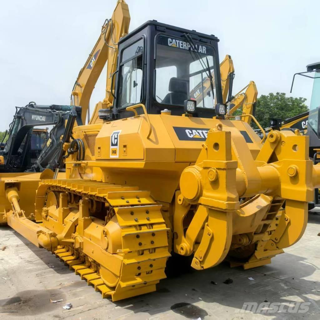 CAT D 6 D Pásové dozéry