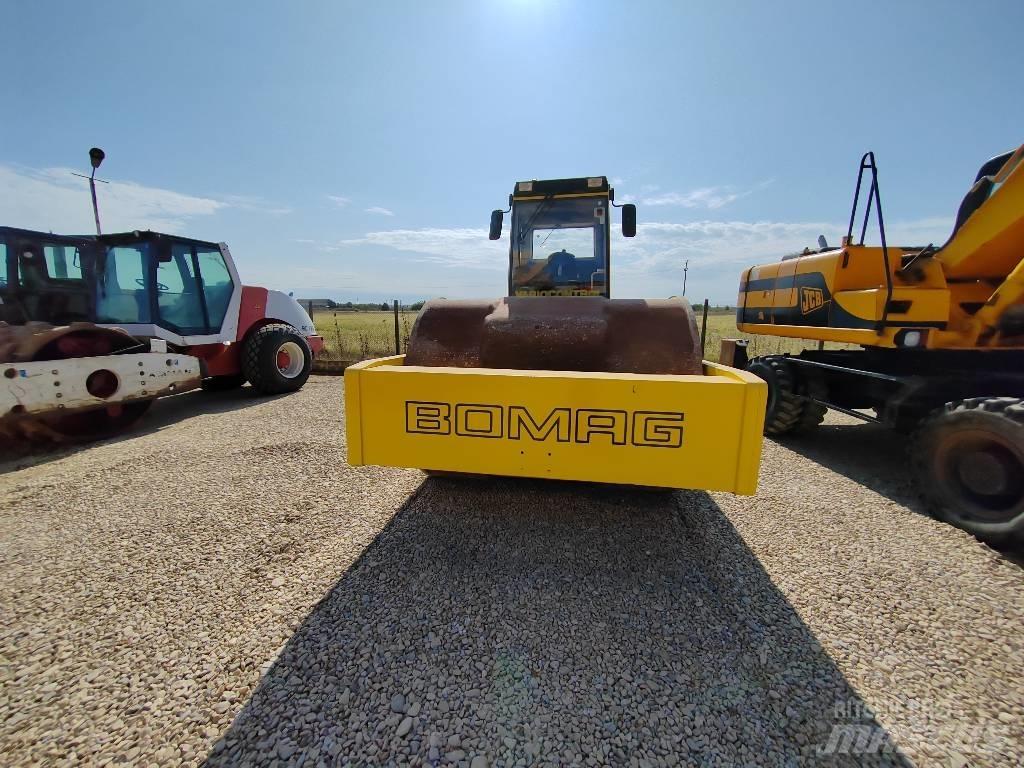 Bomag BW 225 D-3 Tandemové valce