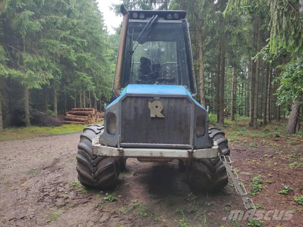 Rottne F15 Lesné traktory