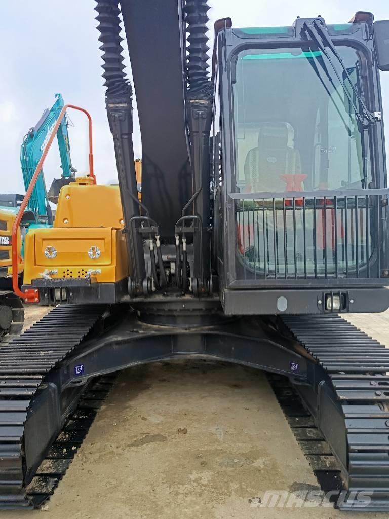 Volvo EC 140 Pásové rýpadlá