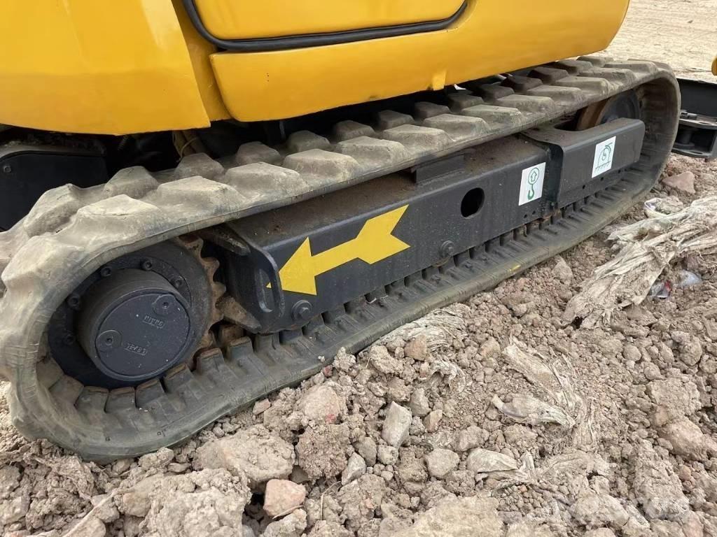 Komatsu PC18 Mini rýpadlá < 7t