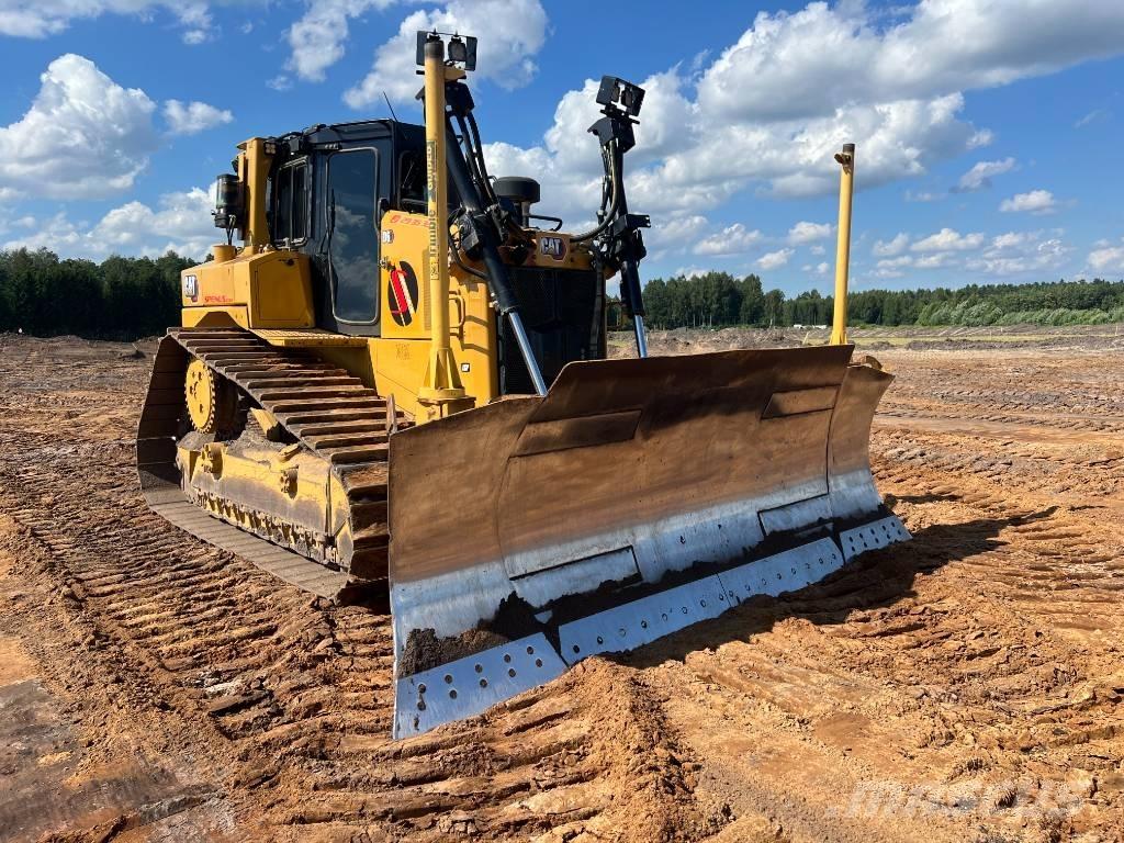 CAT D 6 T XW VP Pásové dozéry
