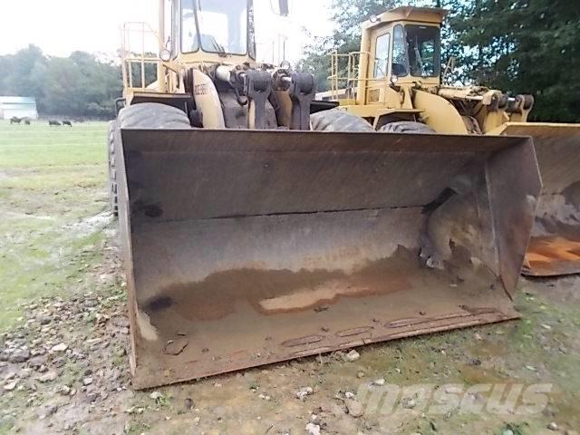 CAT 980C Kolesové nakladače