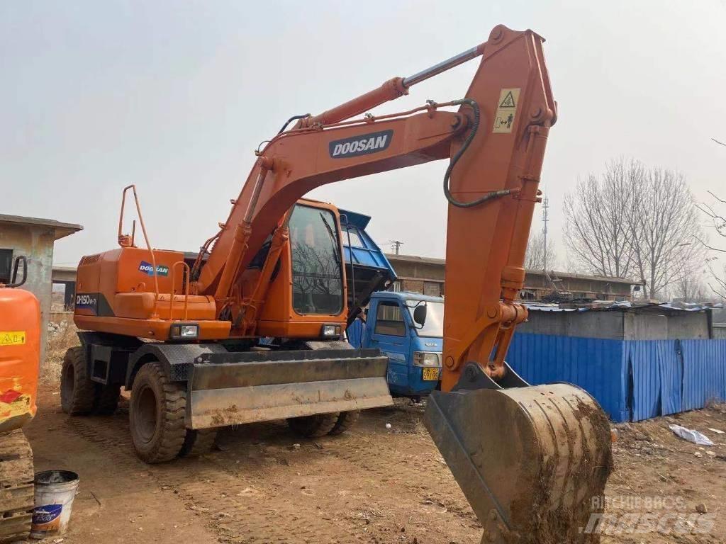 Doosan DH 150W Kolesové rýpadlá