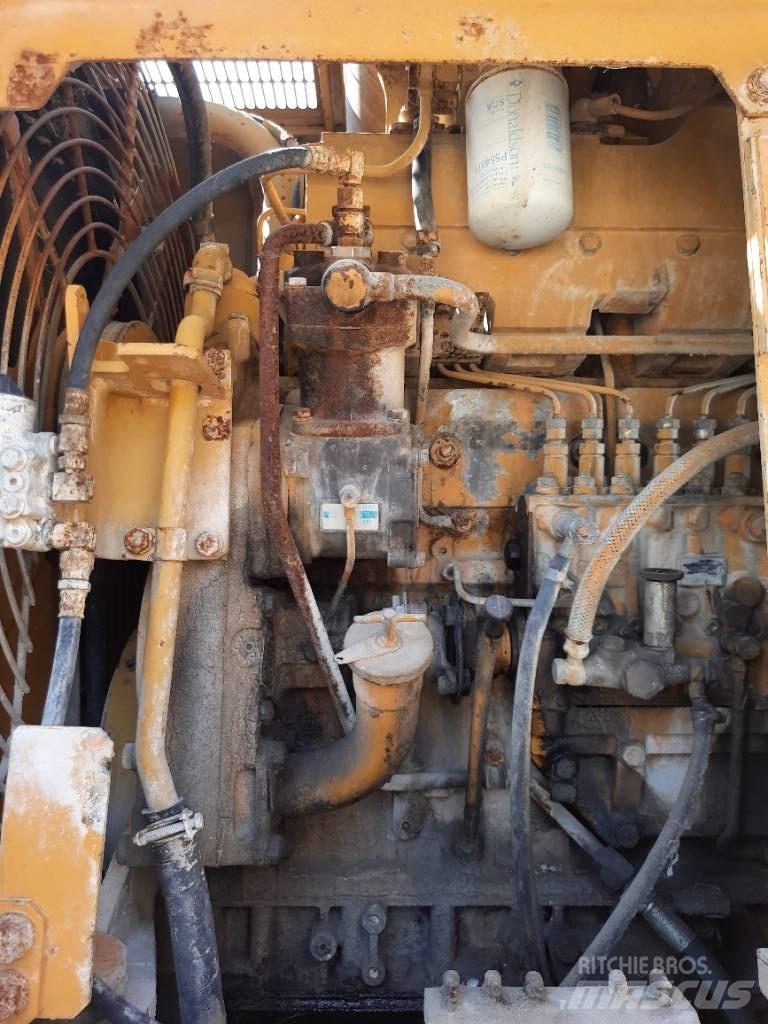 Komatsu WA500 Kolesové nakladače