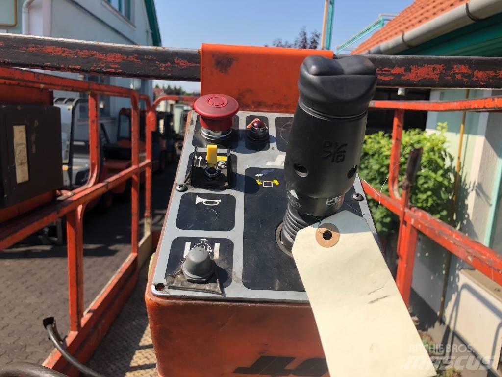 JLG CM2558    V-3343 Vertikálne stĺpové výťahy