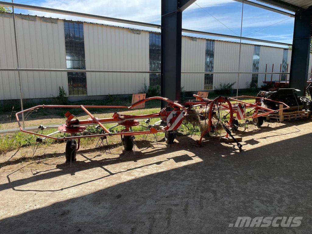 Fella TH 800 Obracače a zhrabovače sena