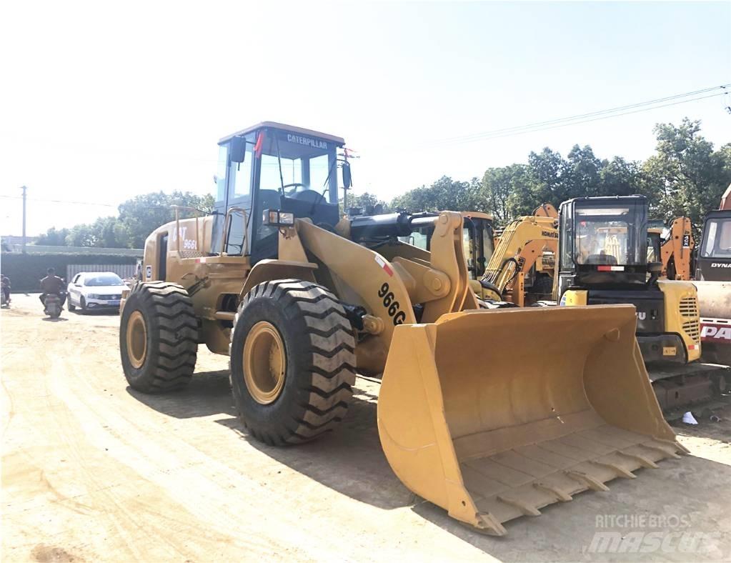 CAT 966 G Kolesové nakladače