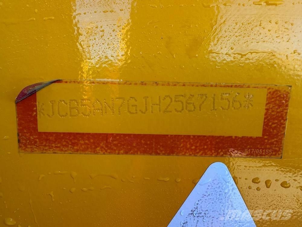 JCB 535V125 Teleskopické manipulátory