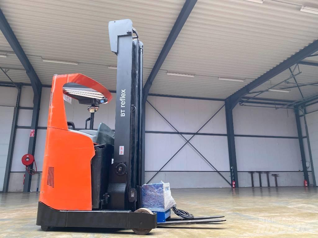 Toyota RRE140H Retraky