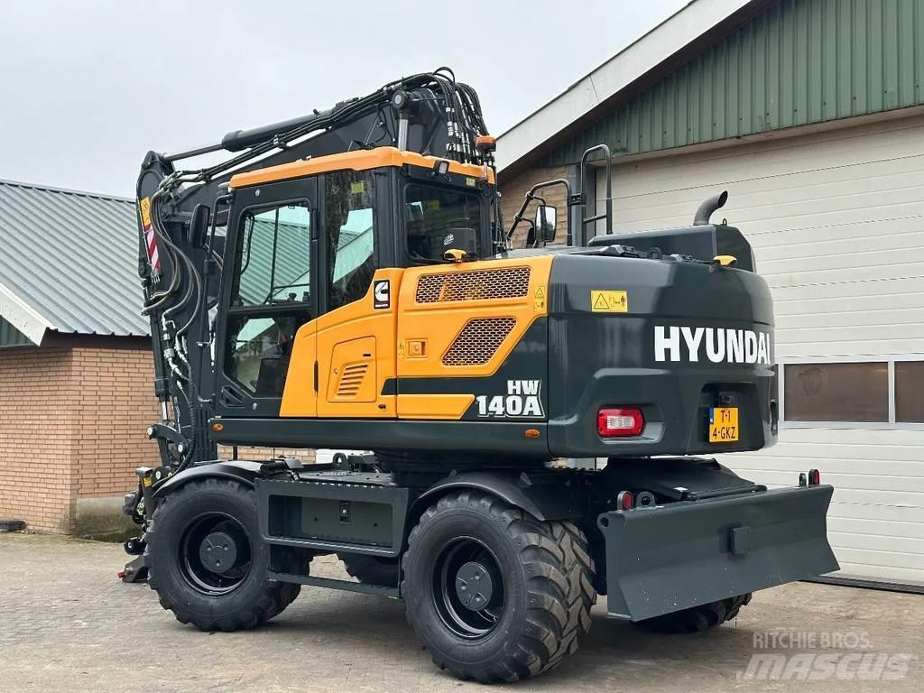 Hyundai HW140A Kolesové rýpadlá