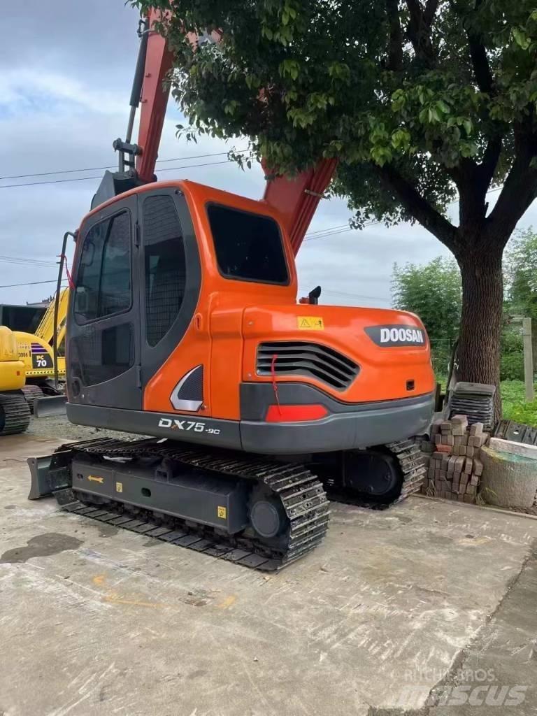 Doosan DX75 Mini rýpadlá < 7t