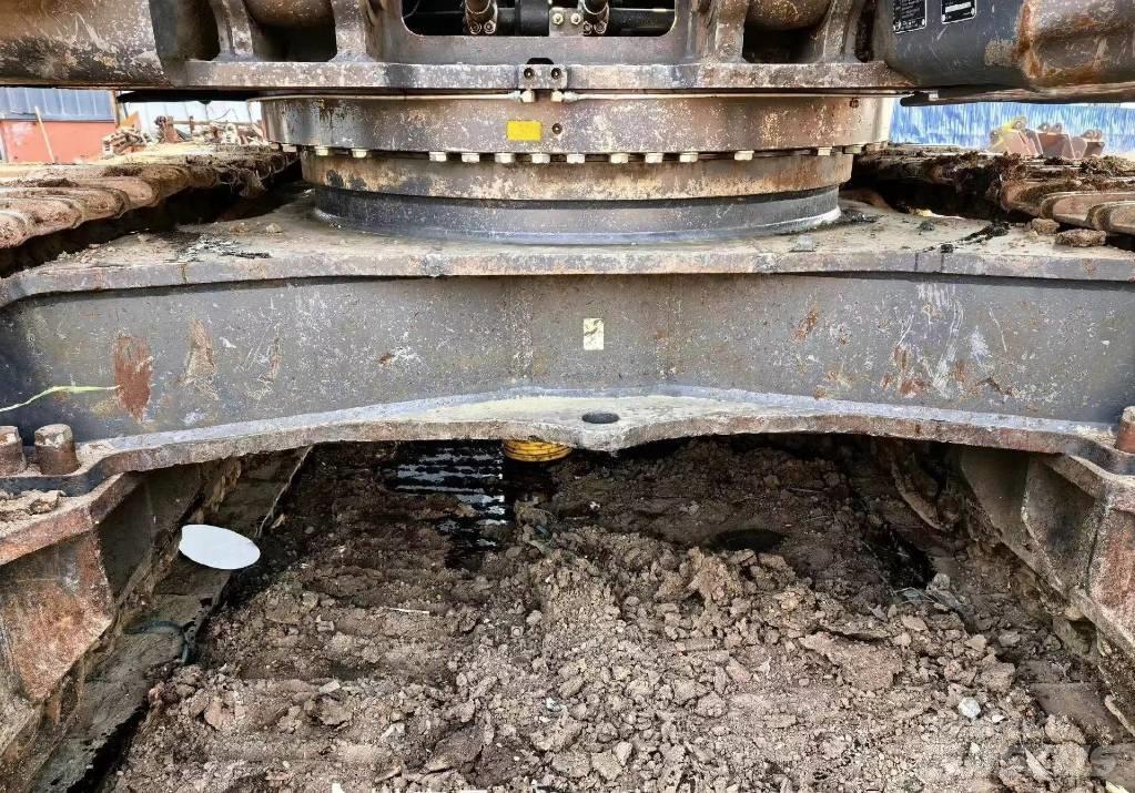 Doosan DX 420 LC Pásové rýpadlá