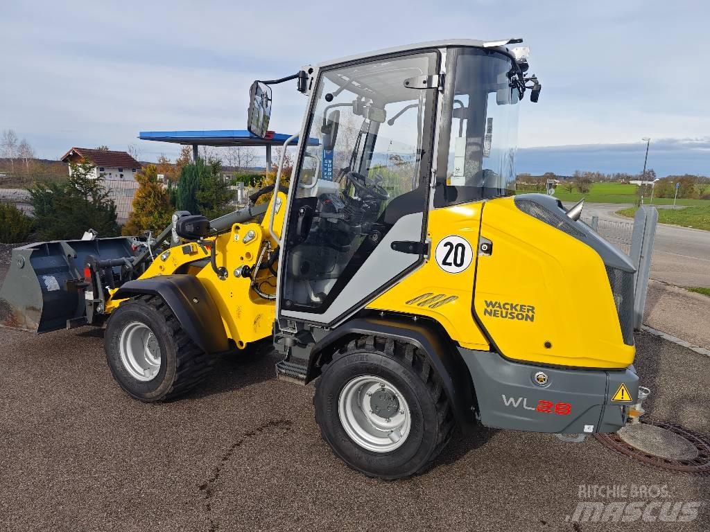 Wacker Neuson WL 28 Kolesové nakladače